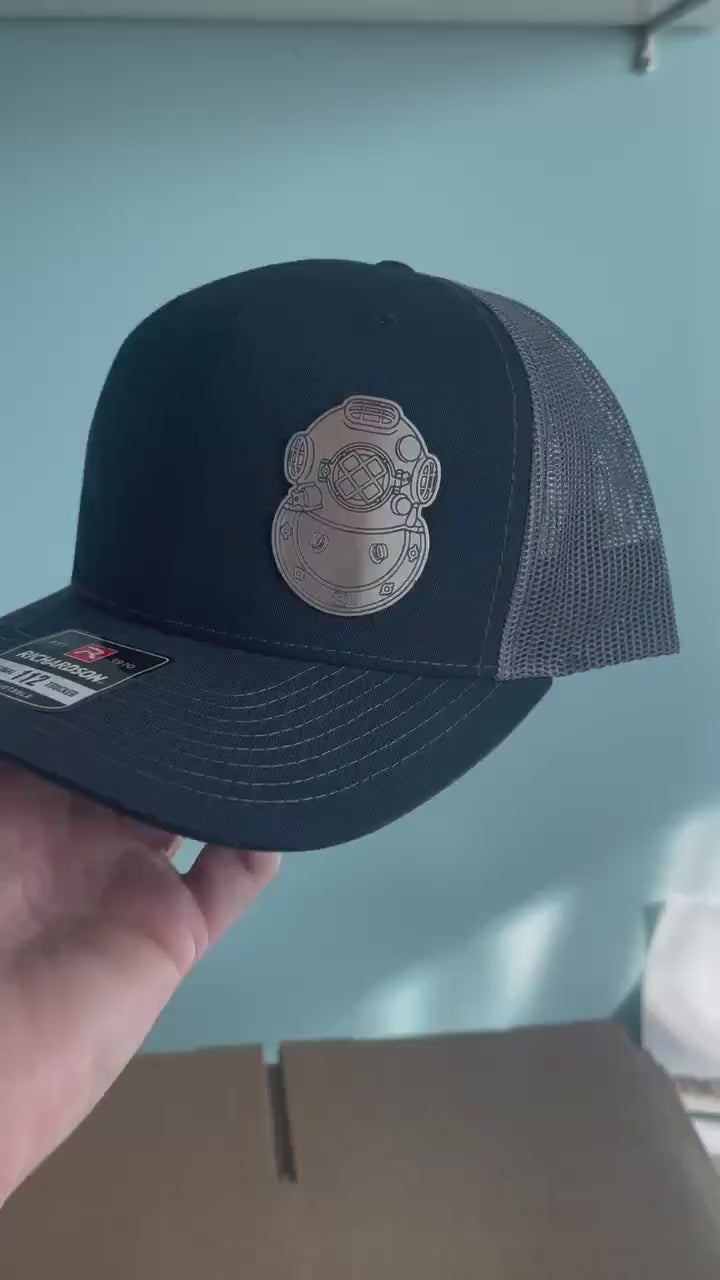 Mark V Diving Helmet Patch Hat, Copper Acrylic Helmet Emblem, Deep Sea Diving Souvenir, Adjustable Trucker Cap, Black, Navy